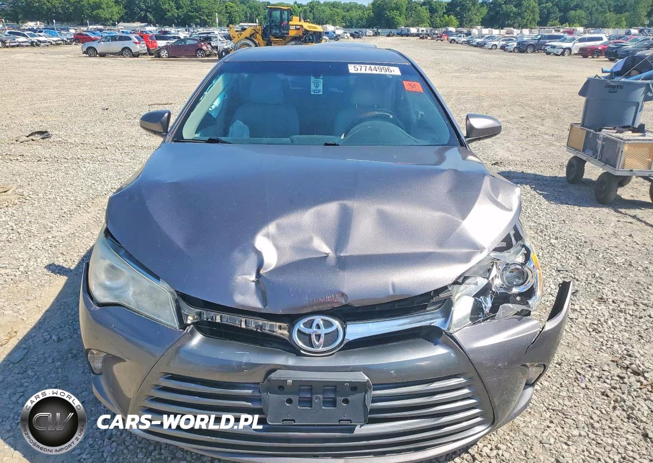 2017 Toyota Camry Le VIN:4T1BF1FK6HU627016 - 5