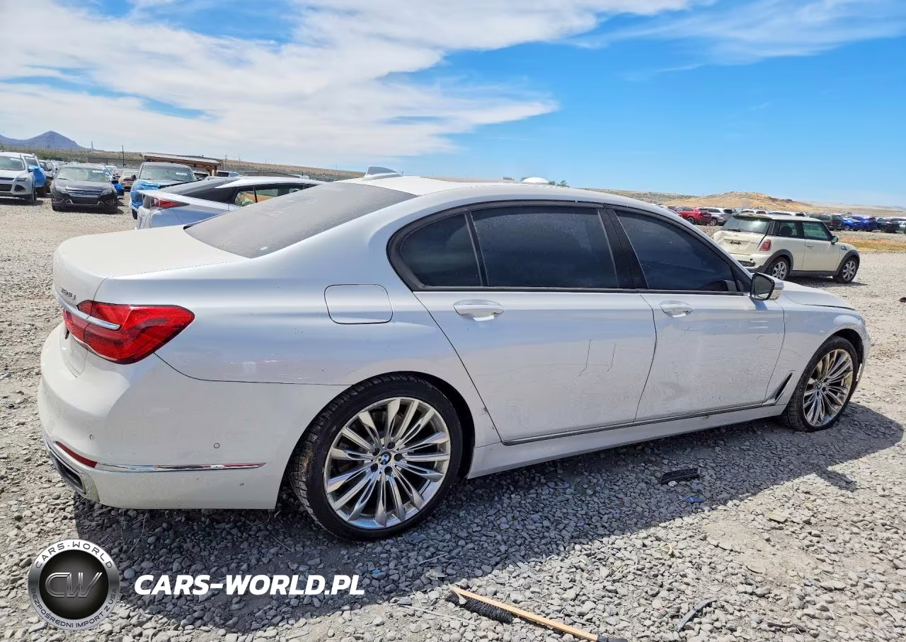 2016 BMW 750 Xi VIN:WBA7F2C5XGG418922 - 3