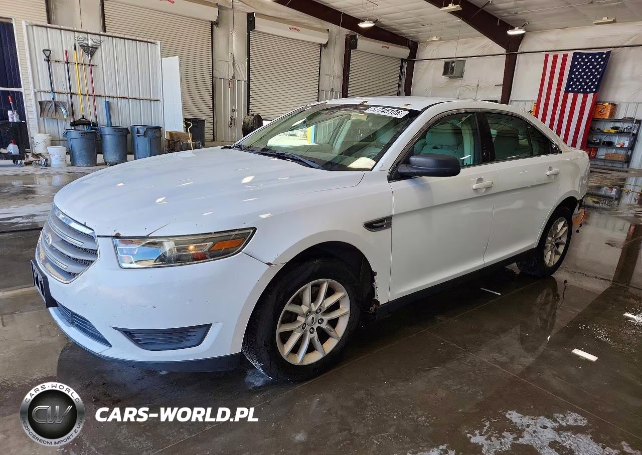 2014 Ford Taurus Se