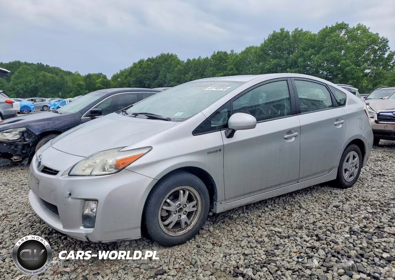 2011 Toyota Prius Three – zdjęcie 1 z 12