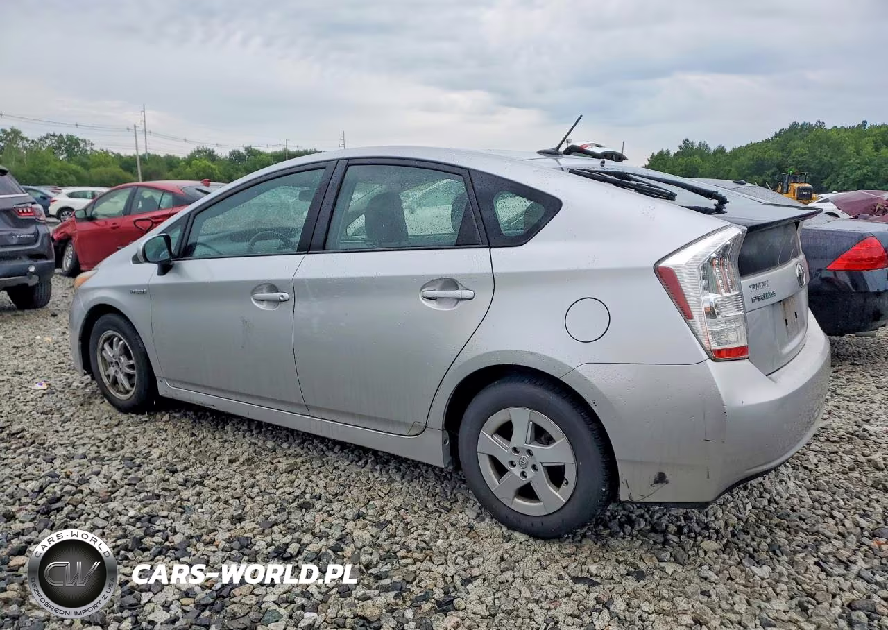2011 Toyota Prius Three VIN:JTDKN3DU5B0255805 - 2