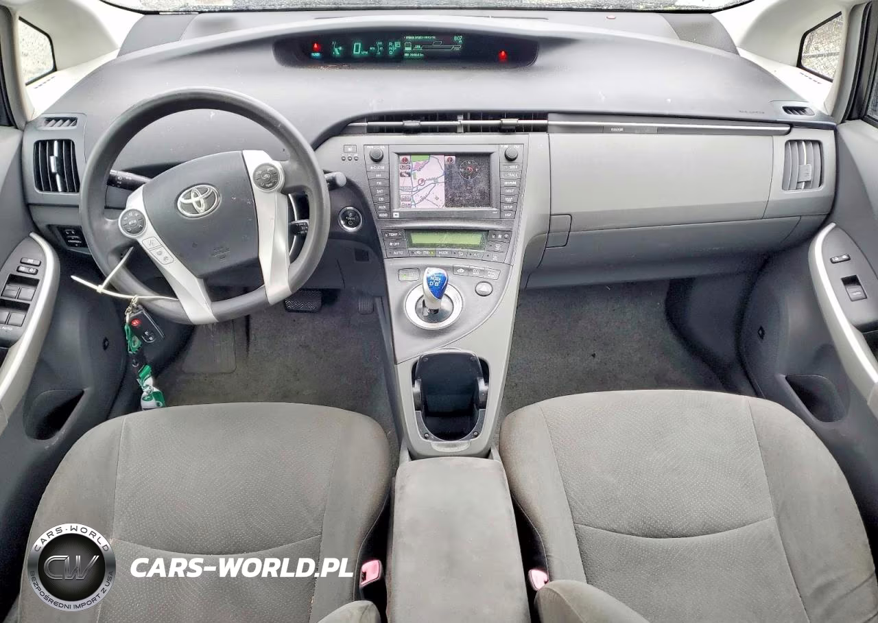 2011 Toyota Prius Three VIN:JTDKN3DU5B0255805 - 8