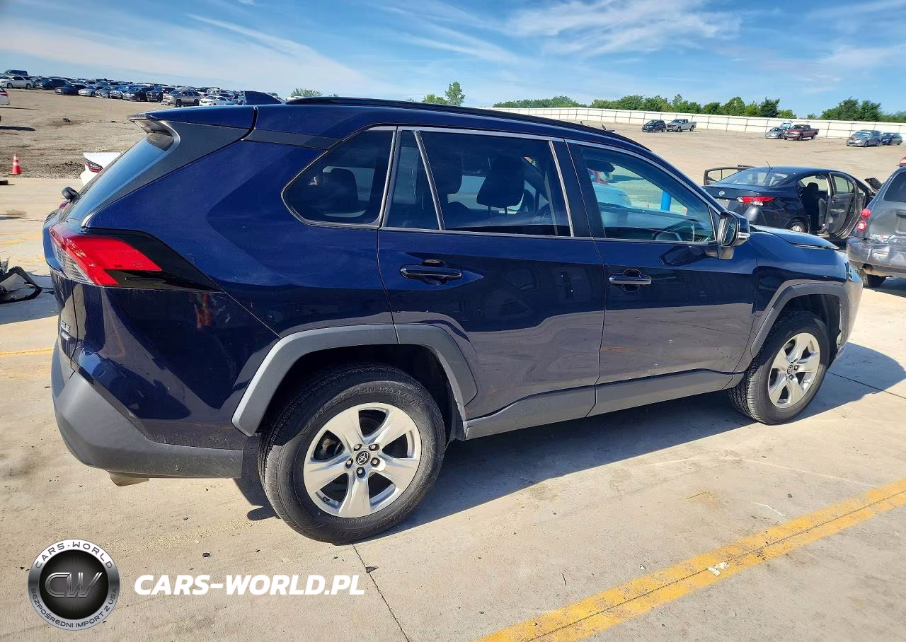2019 Toyota Rav4 Xle VIN:2T3P1RFV5KW043525 - 3