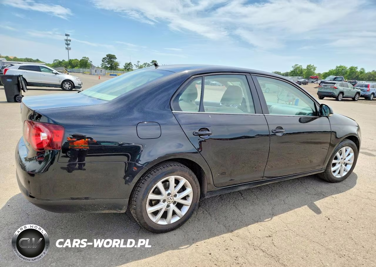2010 Volkswagen Jetta Limited VIN:3VWAZ7AJ1AM096694 - 3