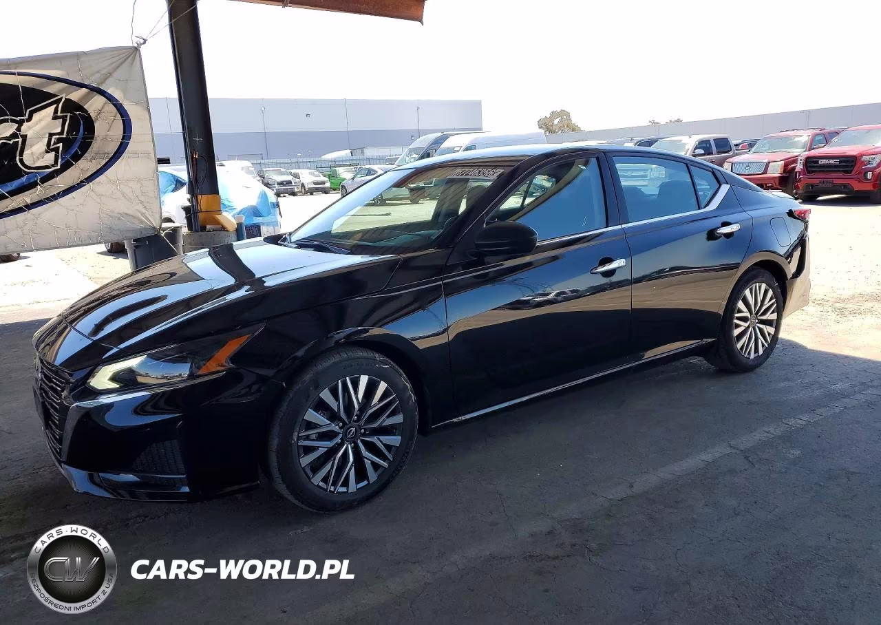 2025 Nissan Altima Sv – zdjęcie 1 z 13