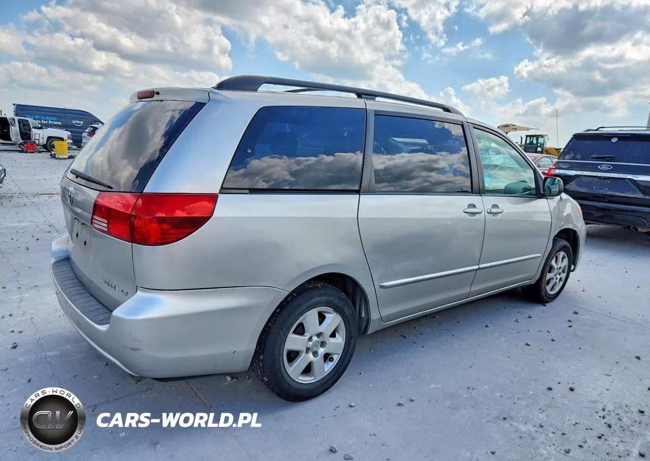 2004 Toyota Sienna Le 7 Passenger VIN:5TDZA23CX4S063969 - 3