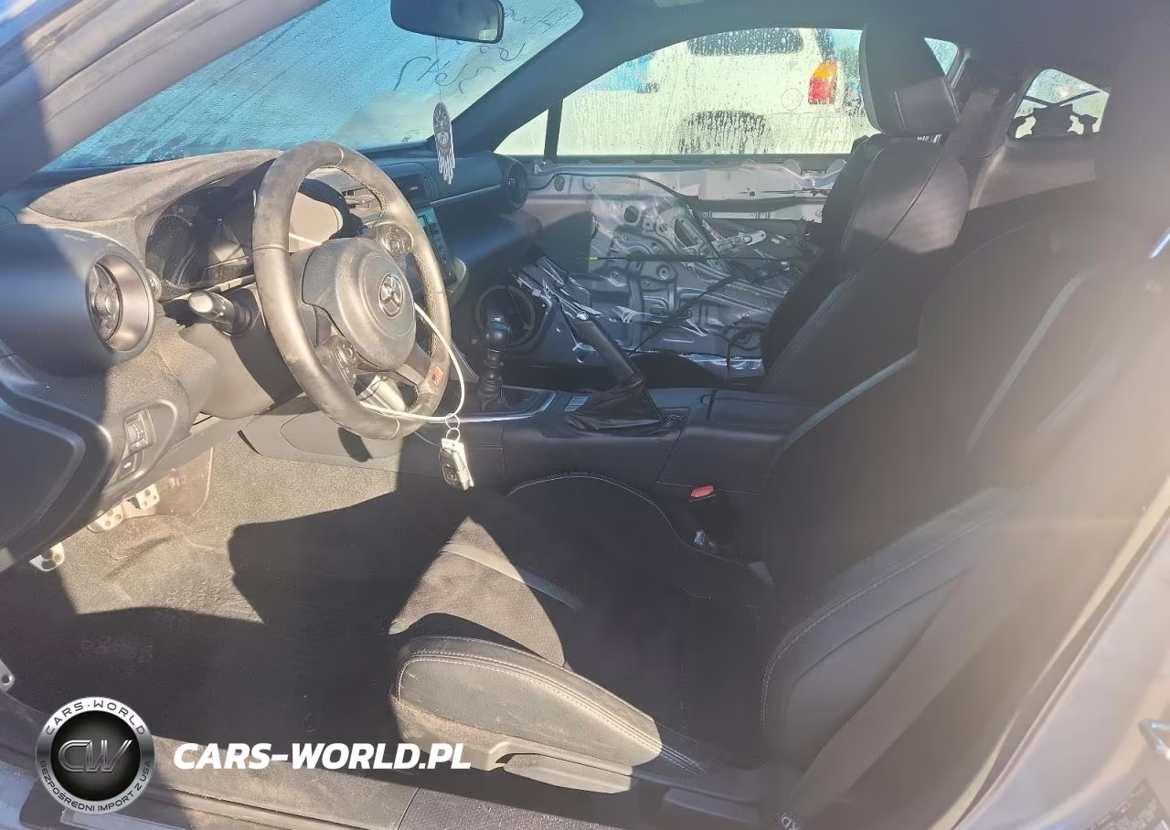 2023 Toyota Gr 86 Premium VIN:JF1ZNBE13P9763647 - 7