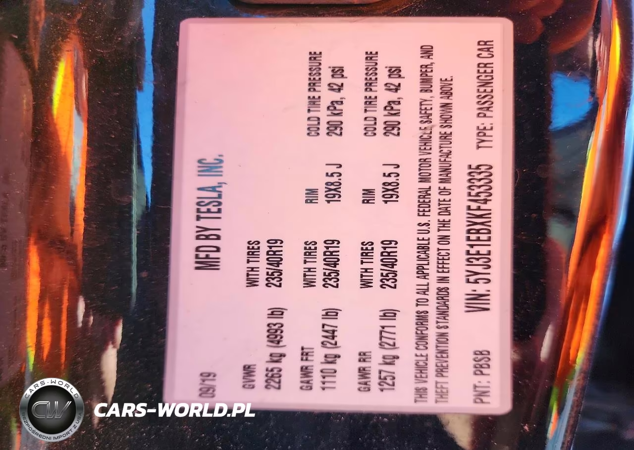 2019 Tesla Model 3 VIN:5YJ3E1EBXKF453335 - 13