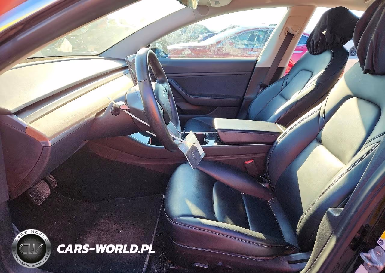 2019 Tesla Model 3 VIN:5YJ3E1EBXKF453335 - 7