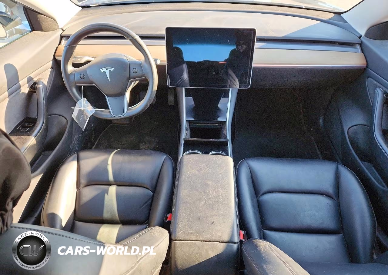 2019 Tesla Model 3 VIN:5YJ3E1EBXKF453335 - 8
