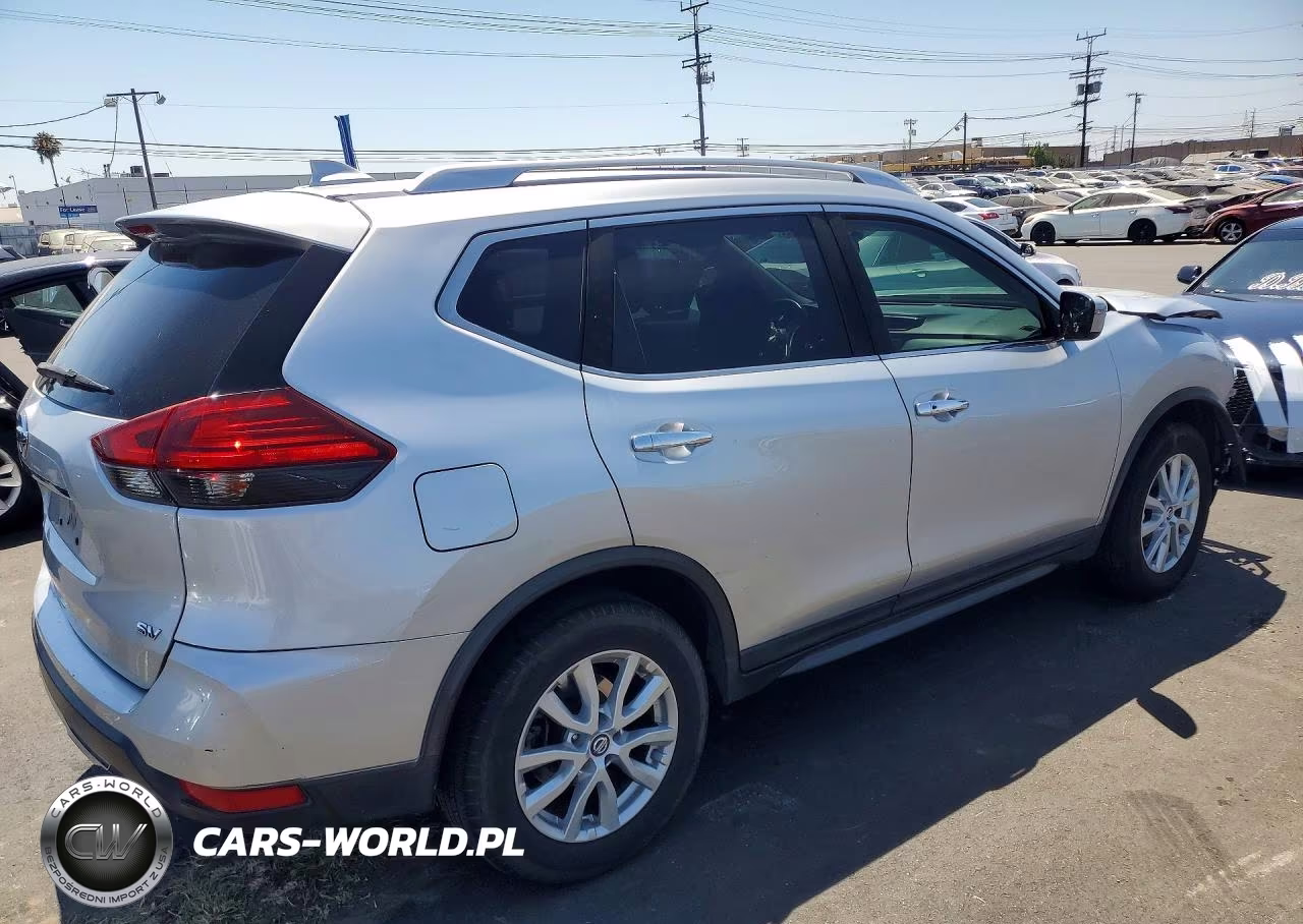 2017 Nissan Rogue Sv VIN:JN8AT2MT9HW396325 - 3