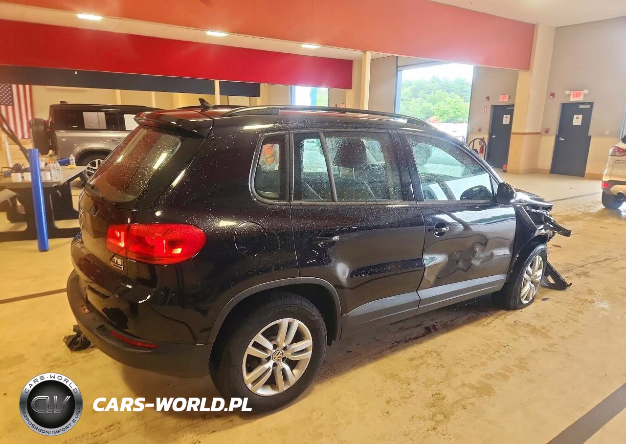 2017 Volkswagen Tiguan S VIN:WVGBV7AX9HK023237 - 3