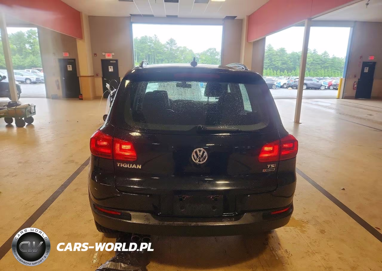 2017 Volkswagen Tiguan S VIN:WVGBV7AX9HK023237 - 6