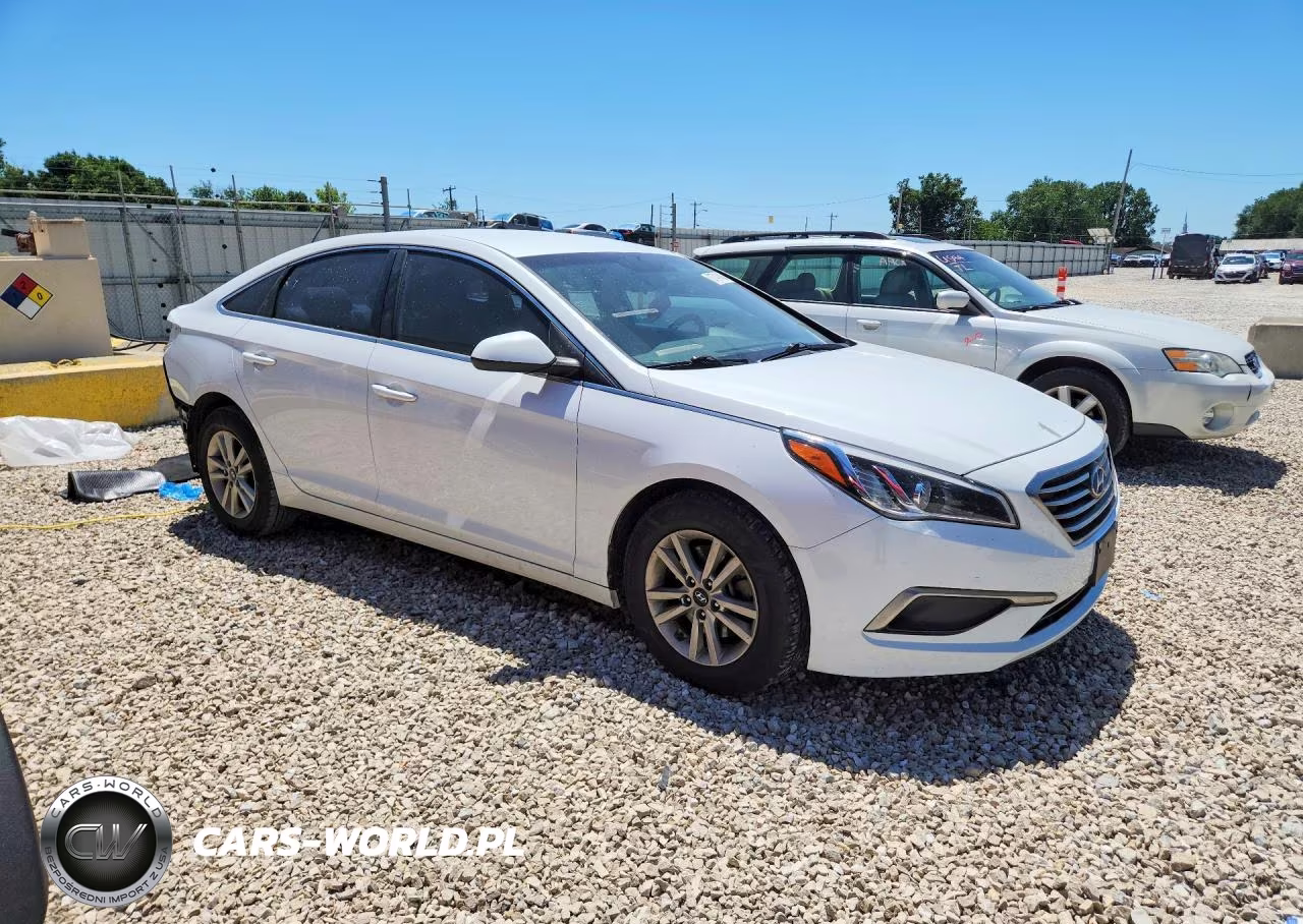 2016 Hyundai Sonata Se VIN:5NPE24AF0GH336982 - 4
