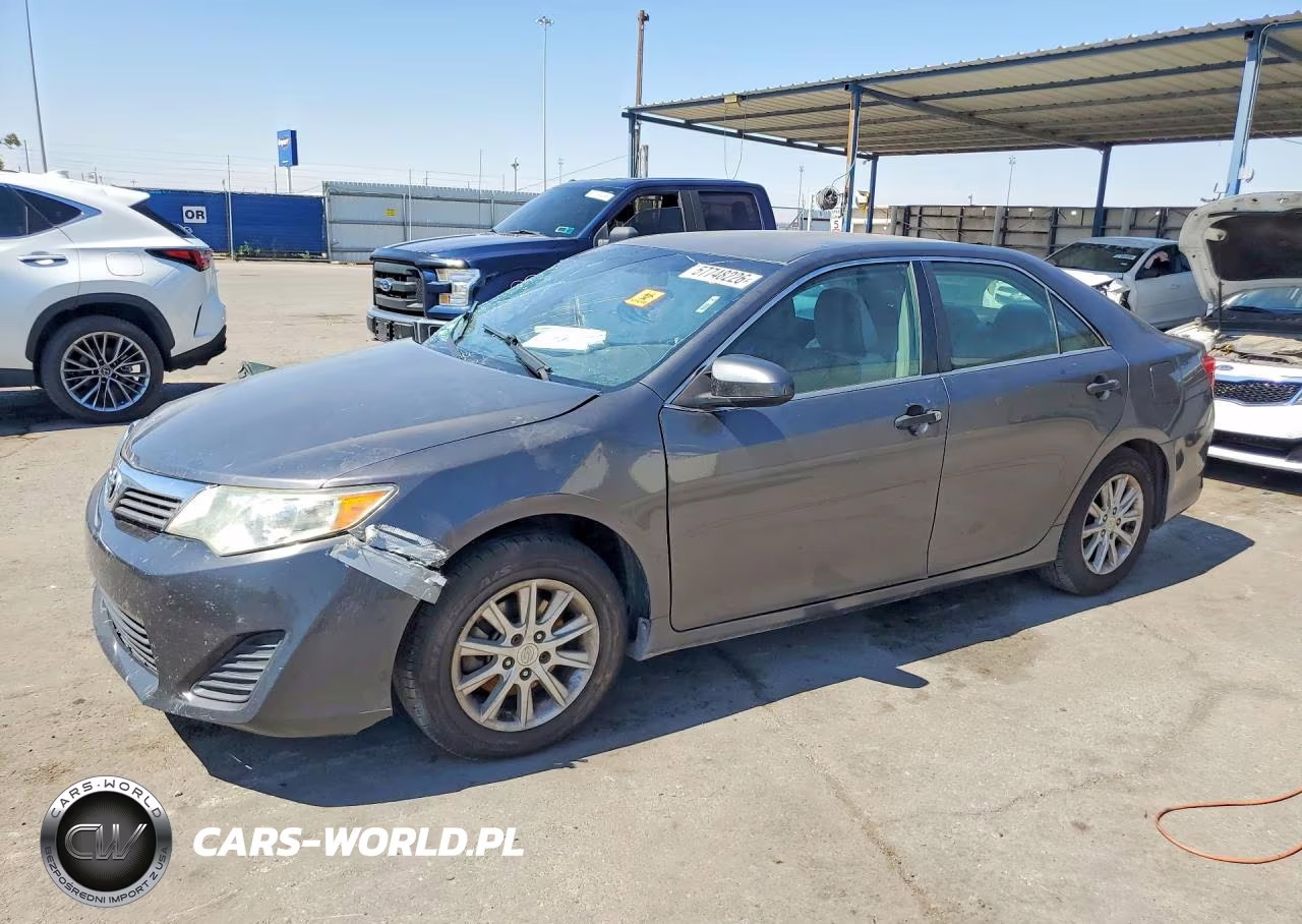 2013 Toyota Camry Std-Le-Xle-Se