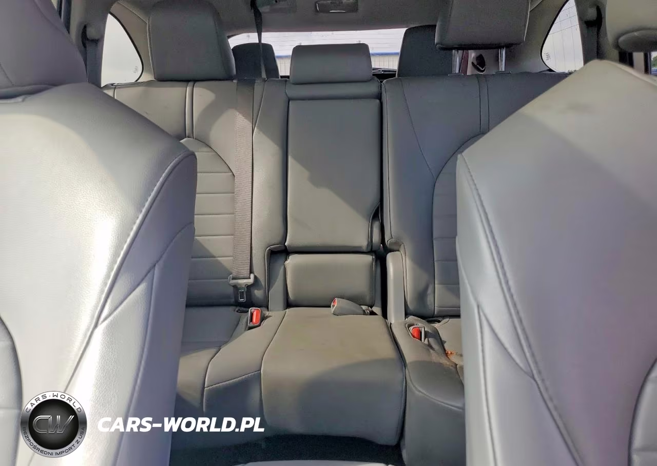 2021 Toyota Highlander Xle VIN:5TDGZRBH4MS137618 - 10