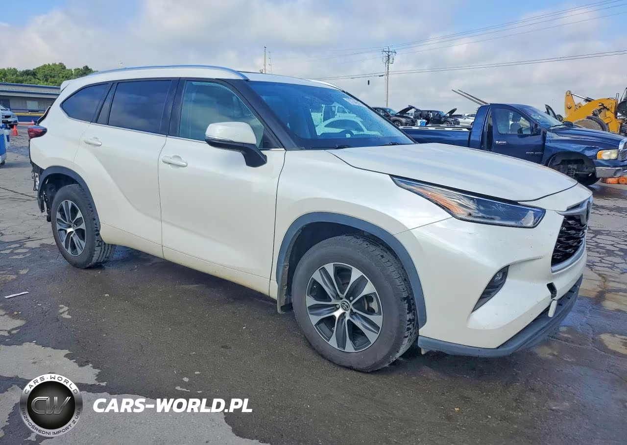 2021 Toyota Highlander Xle VIN:5TDGZRBH4MS137618 - 4
