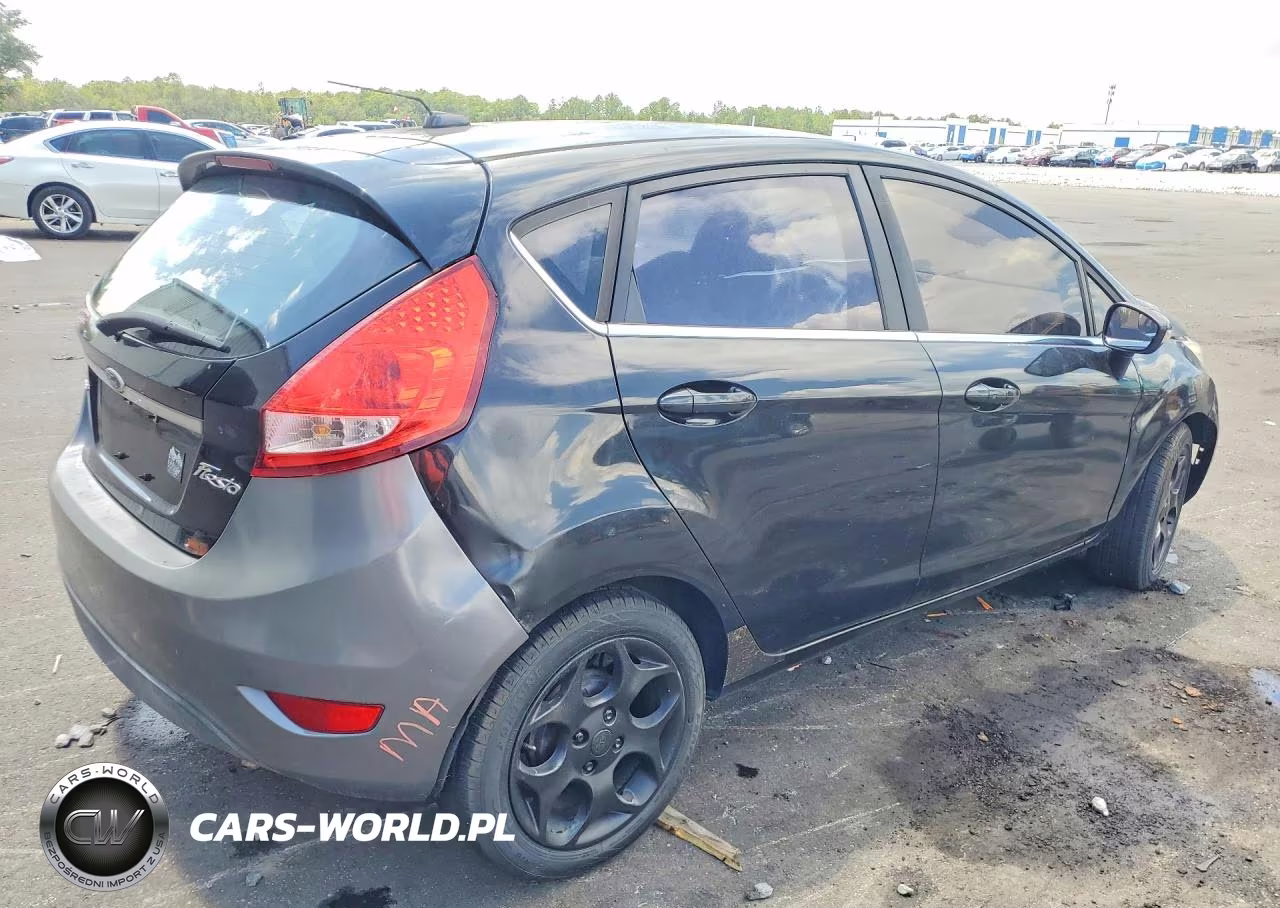 2011 Ford Fiesta VIN:3FADP4FJ5BM174785 - 3