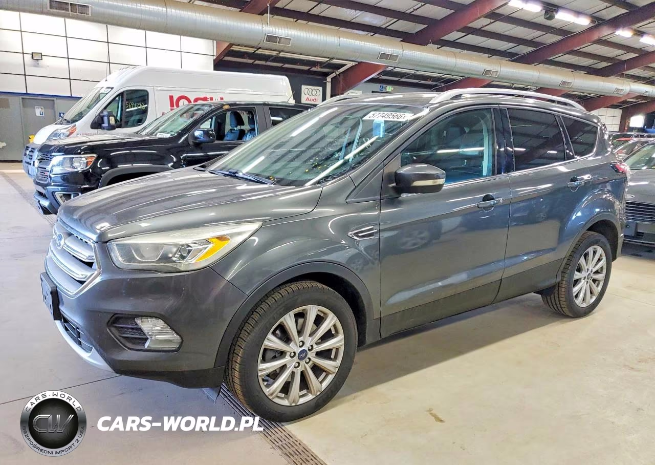 2017 Ford Escape Titanium – zdjęcie 1 z 13