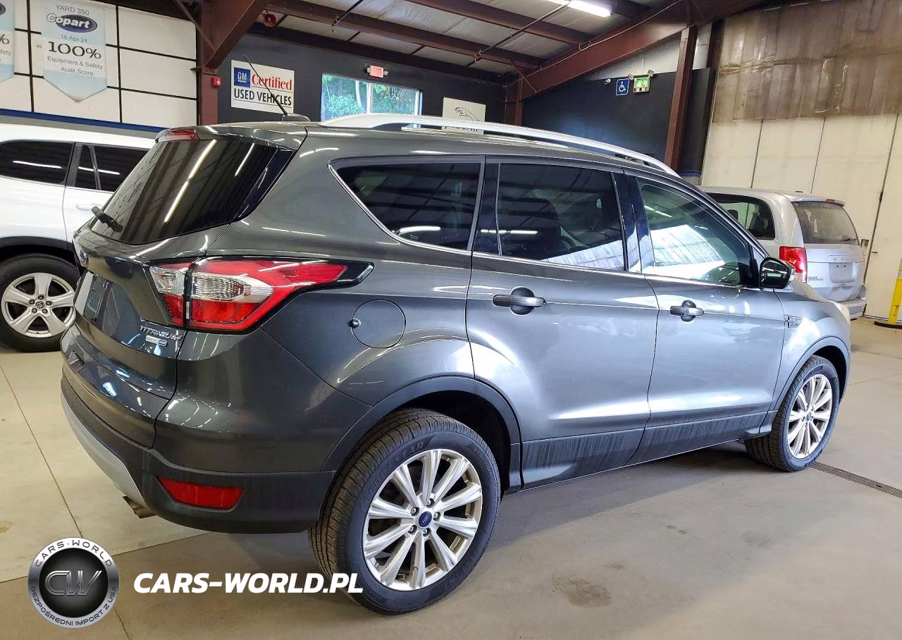 2017 Ford Escape Titanium VIN:1FMCU9JD2HUC37516 - 3