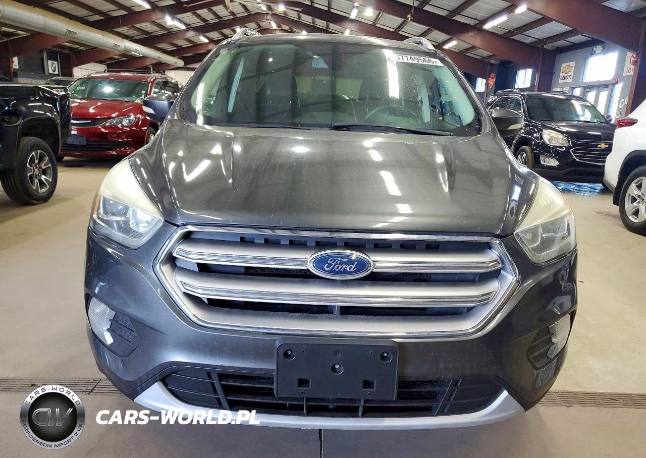 2017 Ford Escape Titanium VIN:1FMCU9JD2HUC37516 - 5