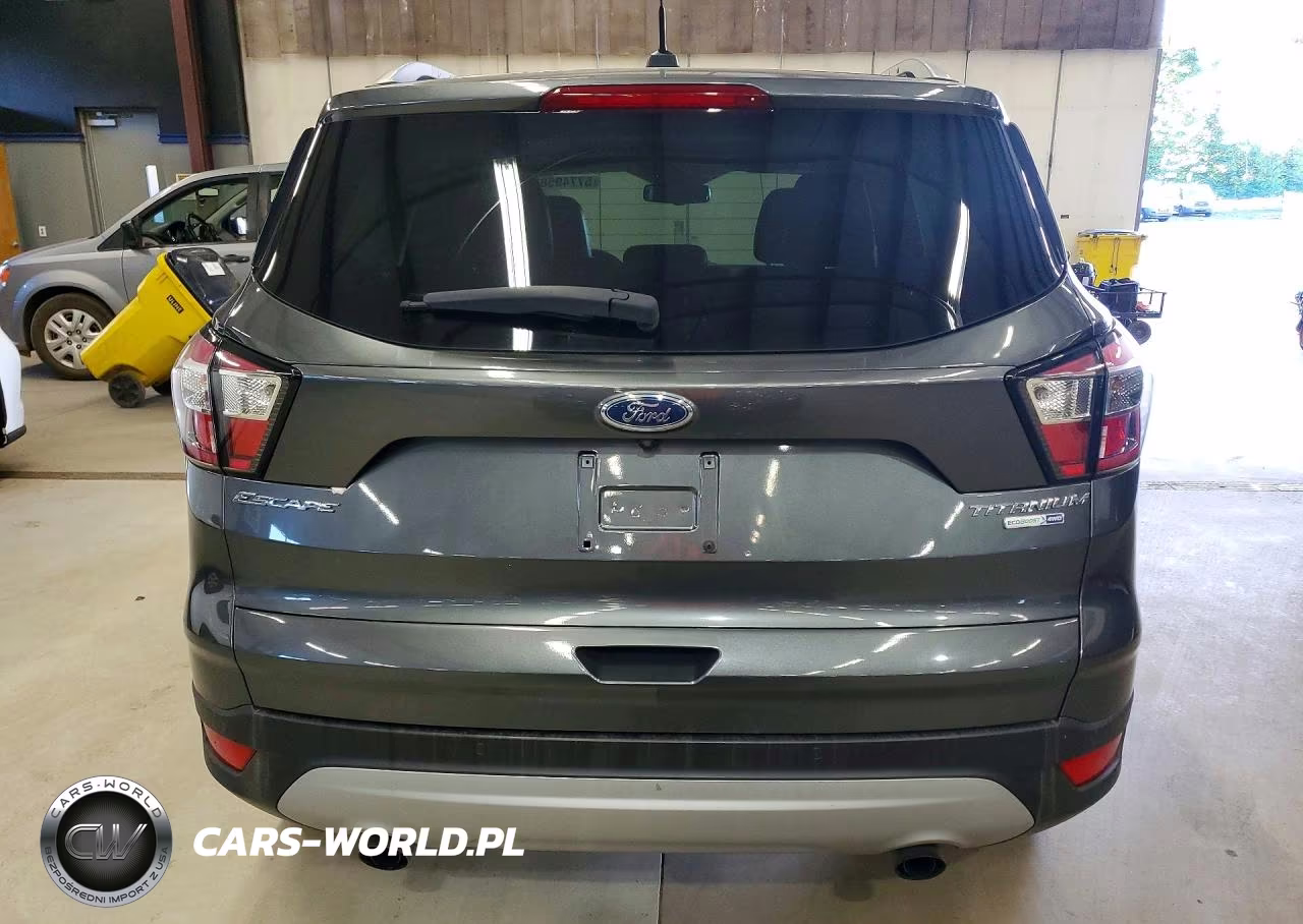 2017 Ford Escape Titanium VIN:1FMCU9JD2HUC37516 - 6