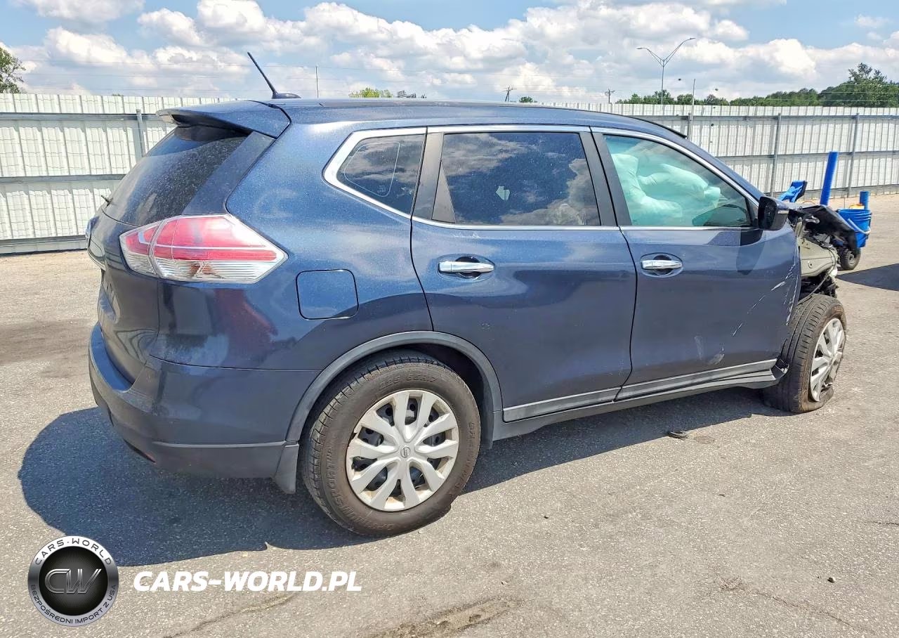 2015 Nissan Rogue S VIN:5N1AT2MT7FC832921 - 3