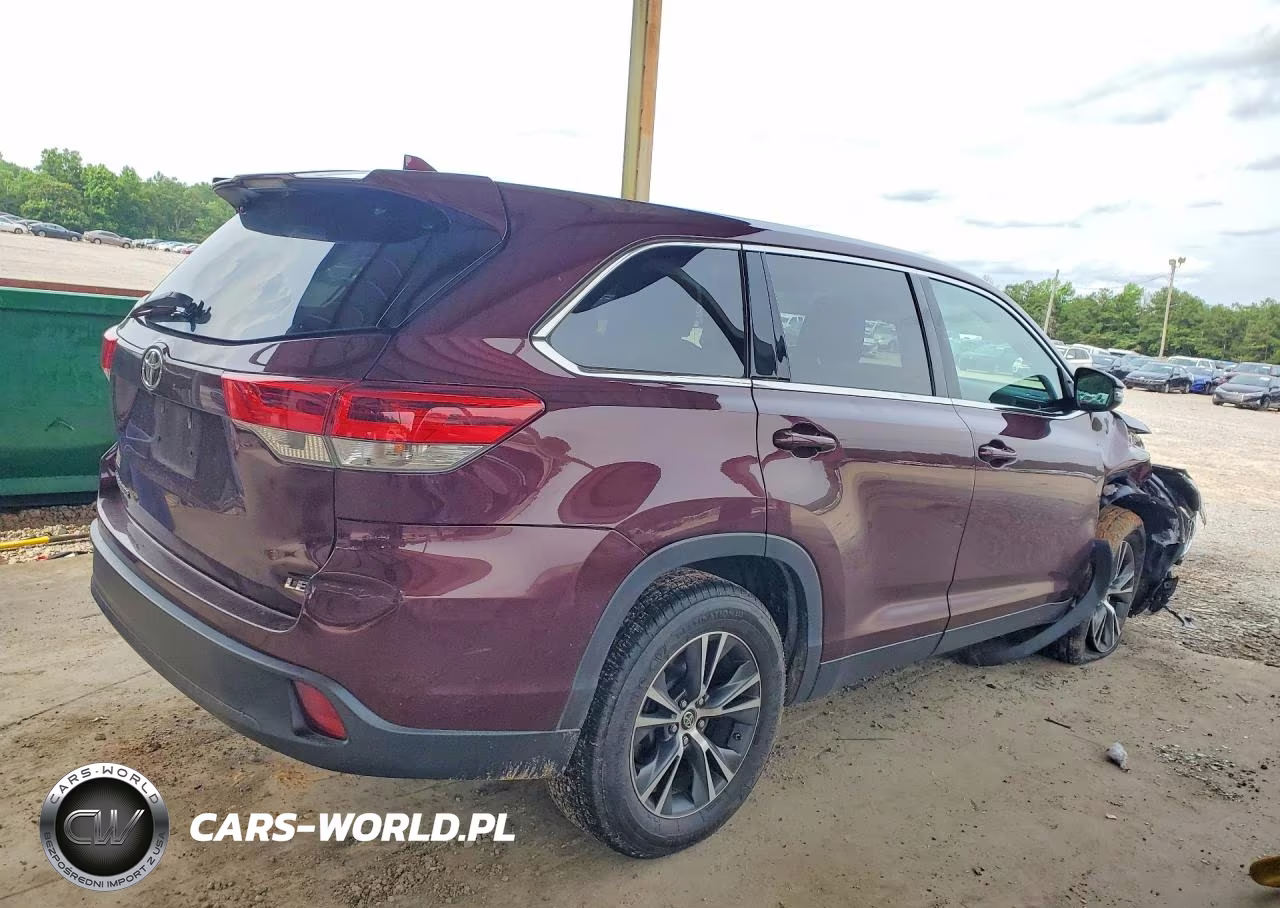 2019 Toyota Highlander Le Plus VIN:5TDZZRFH0KS363543 - 3
