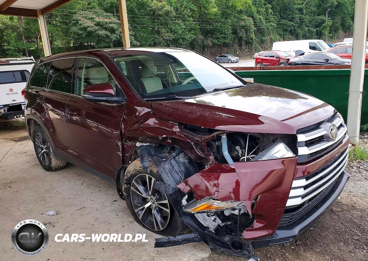 2019 Toyota Highlander Le Plus VIN:5TDZZRFH0KS363543 - 4