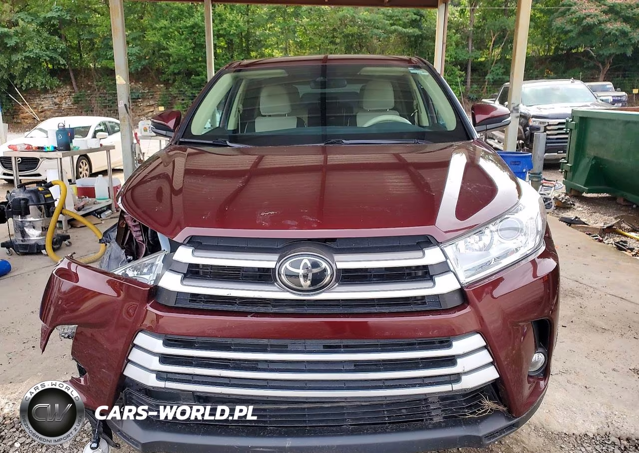 2019 Toyota Highlander Le Plus VIN:5TDZZRFH0KS363543 - 5