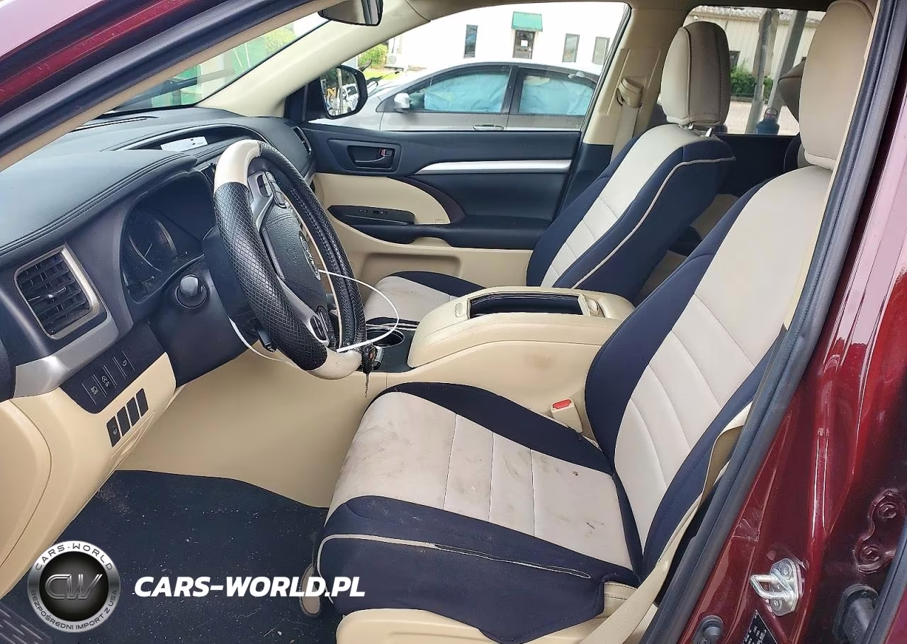 2019 Toyota Highlander Le Plus VIN:5TDZZRFH0KS363543 - 7