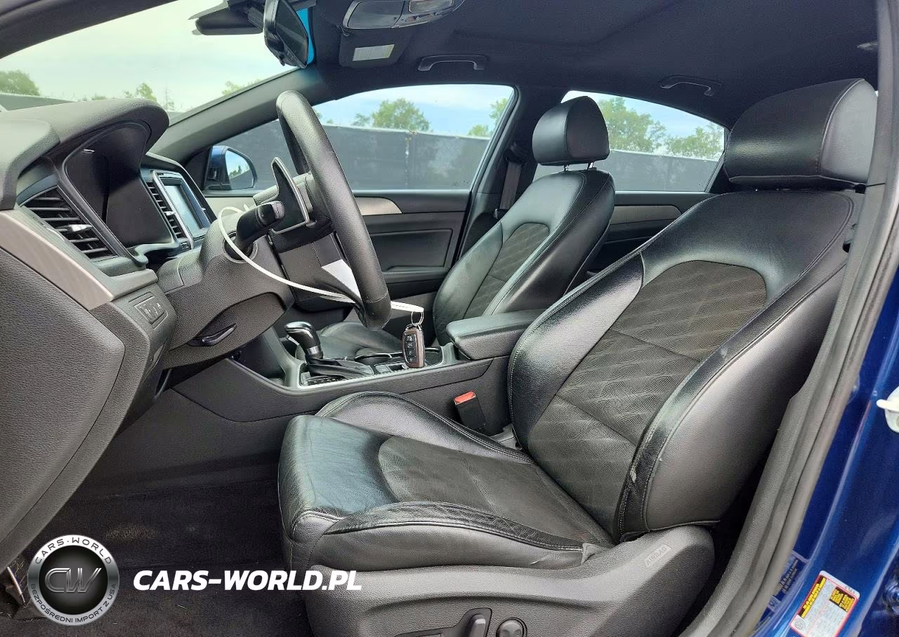 2019 Hyundai Sonata Sport VIN:5NPE34AF9KH738134 - 7