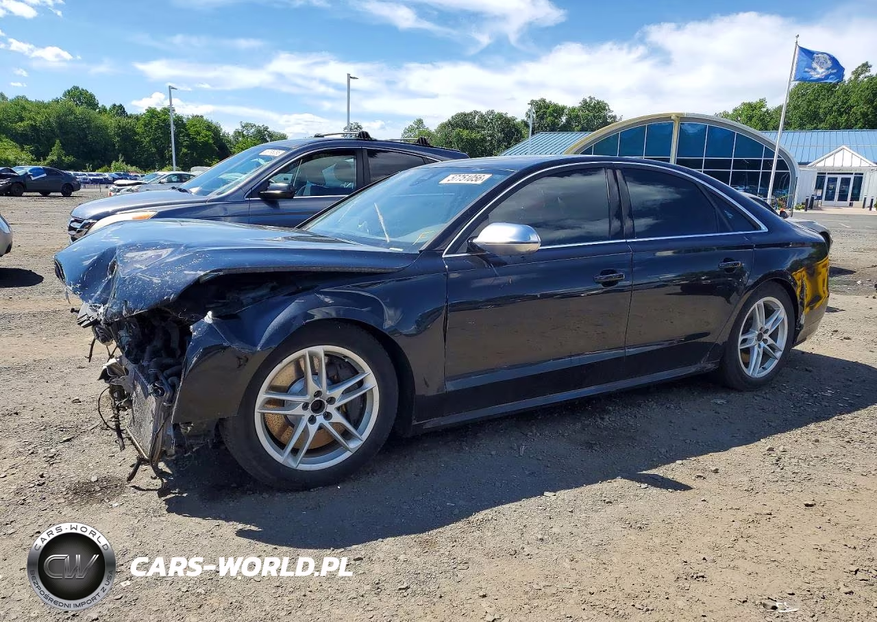 2013 Audi S8 Quattro