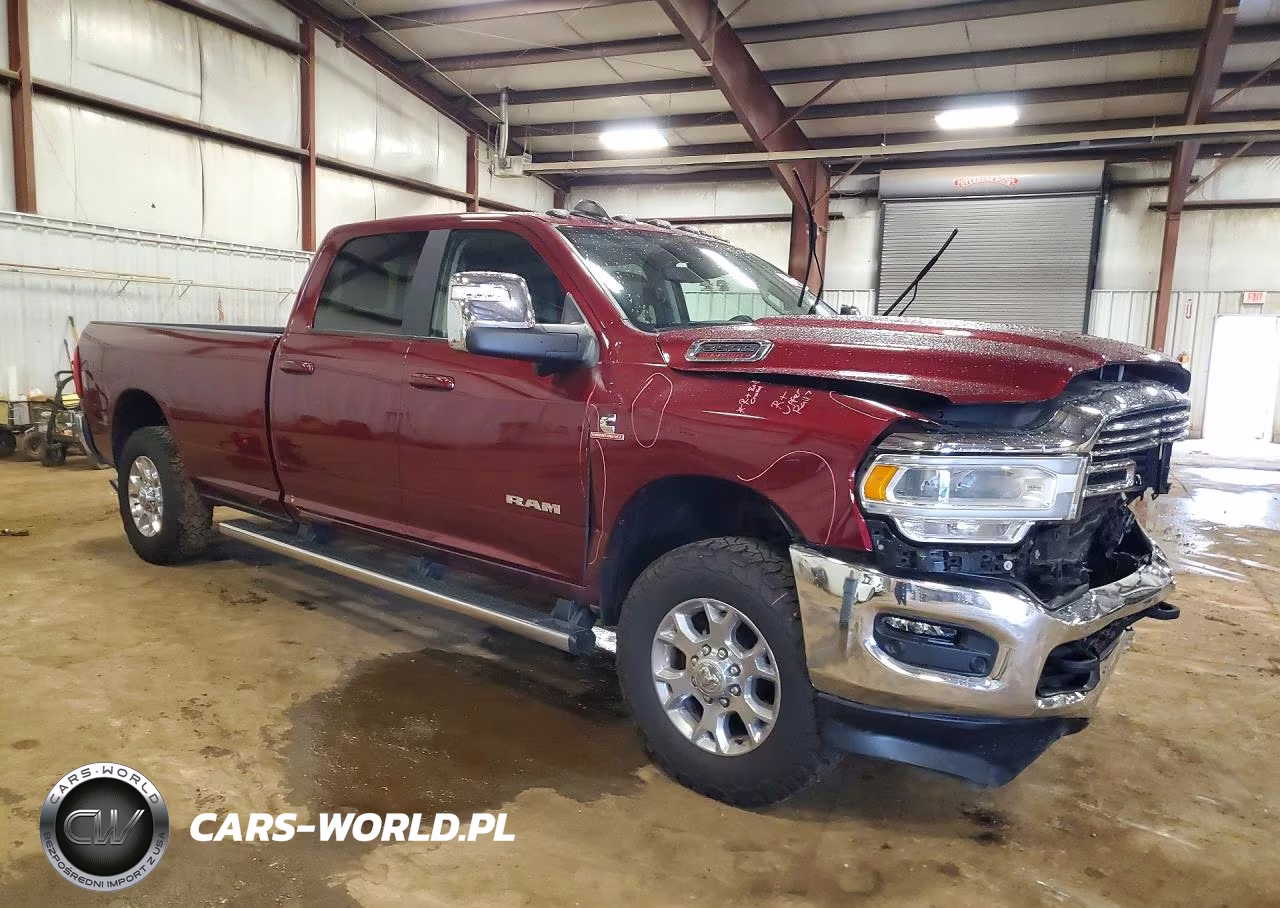 2024 Ram 3500 Laramie VIN:3C63R3JL4RG108716 - 4