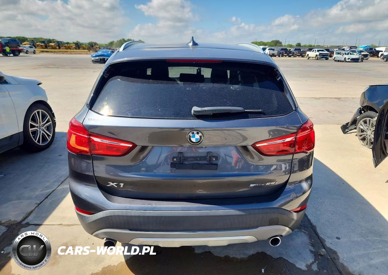 2018 BMW X1 Sdrive28I VIN:WBXHU7C30J5L09402 - 6