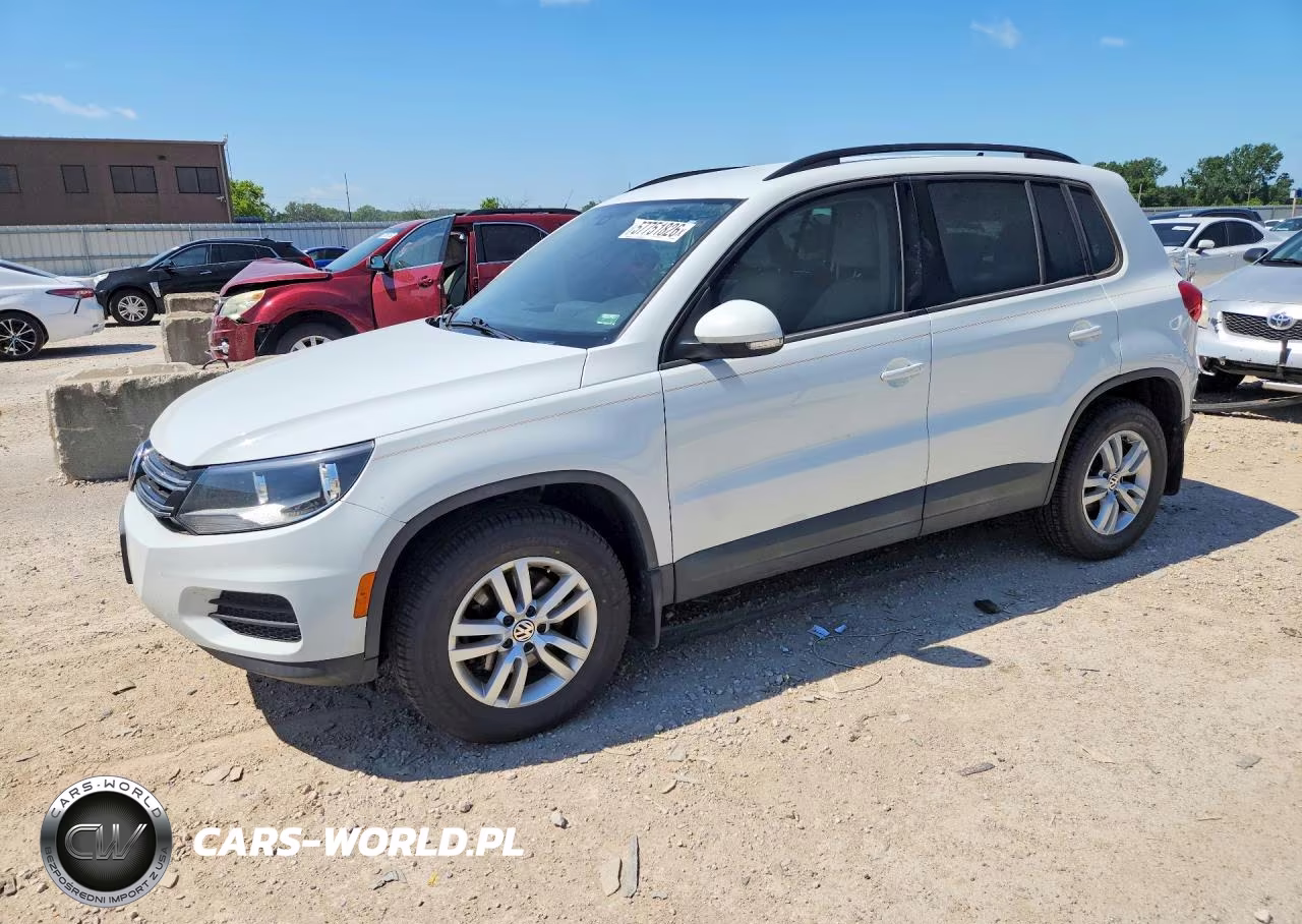 2017 Volkswagen Tiguan S – zdjęcie 1 z 13