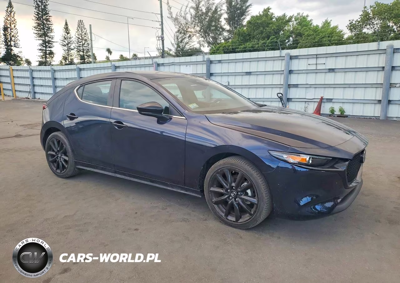 2024 Mazda 3 Select Sport VIN:JM1BPAKM4R1721911 - 4