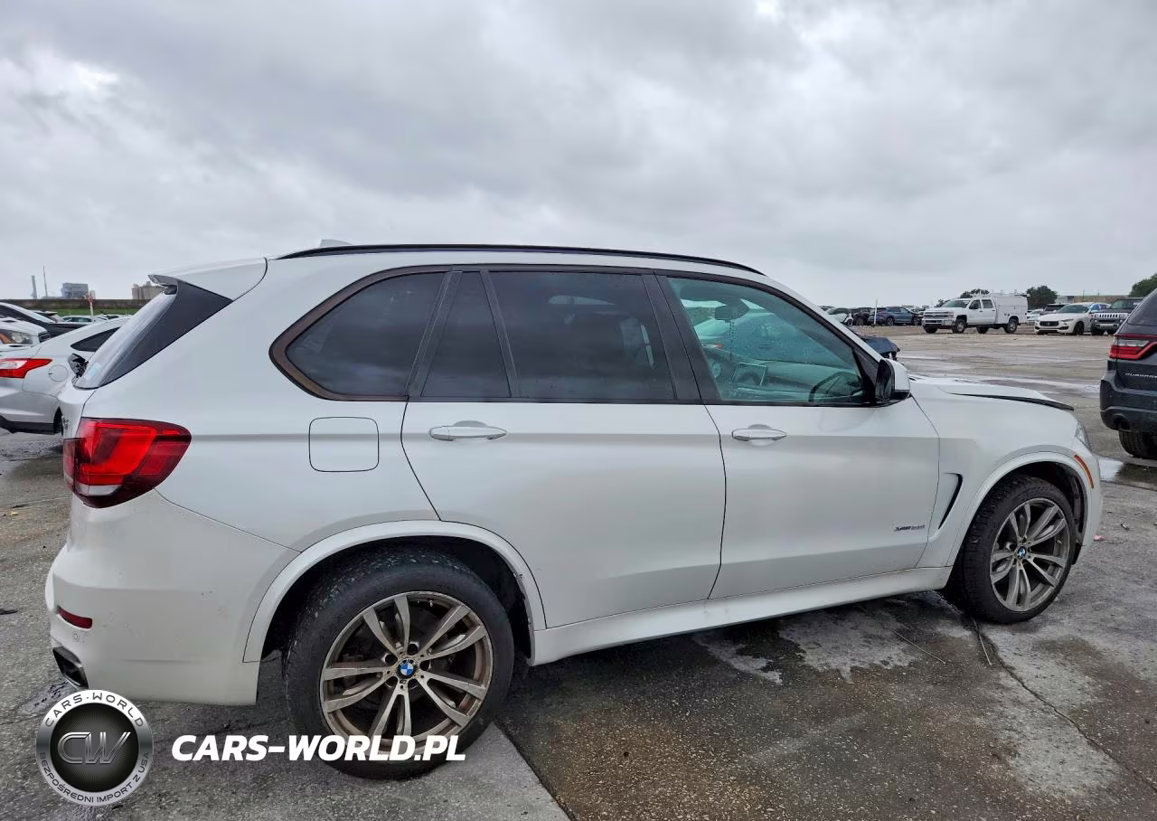 2015 BMW X5 xDrive50I VIN:5UXKR6C54F0J77540 - 3