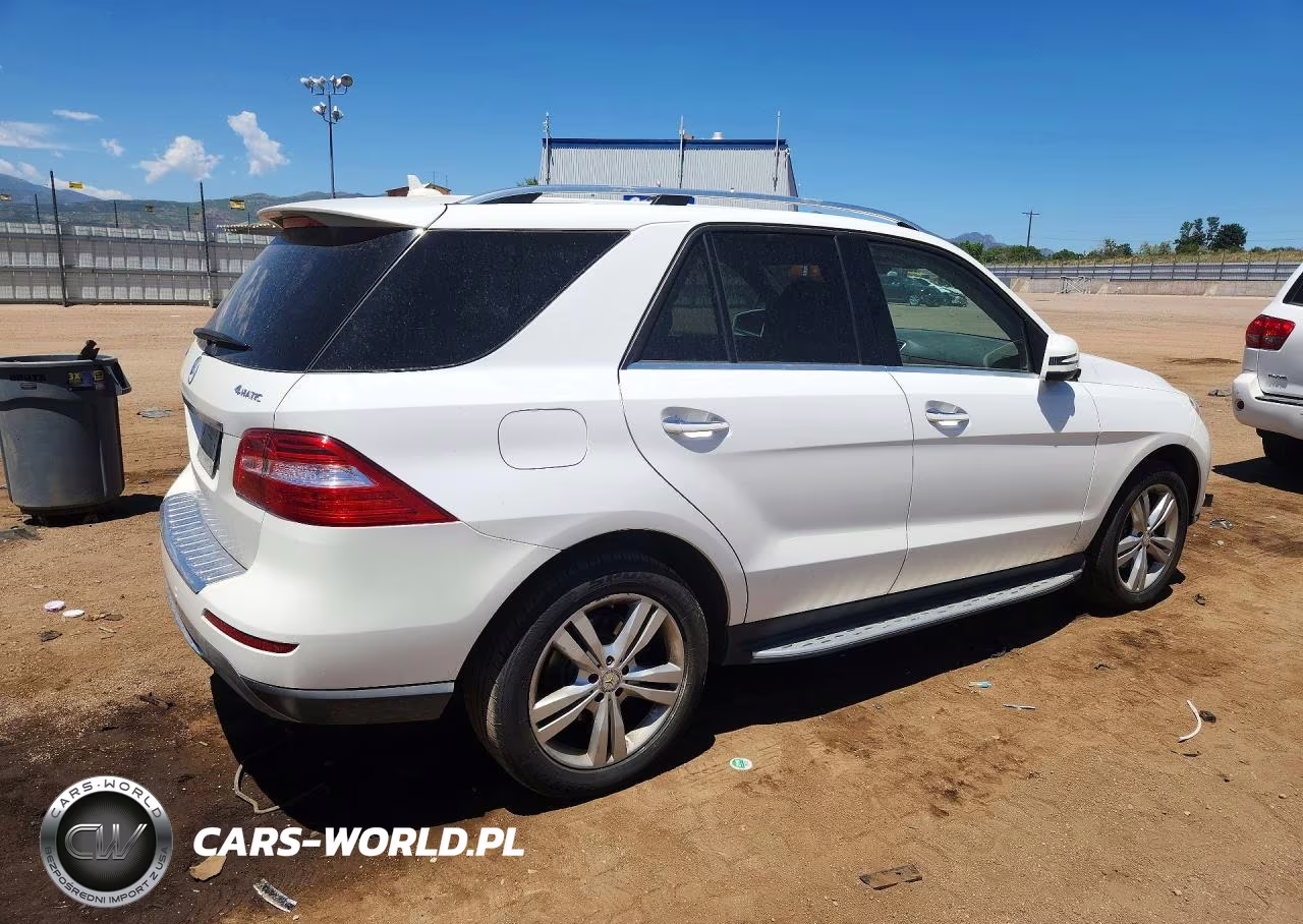 2015 Mercedes-Benz Ml 350 4Matic VIN:4JGDA5HB3FA495892 - 3