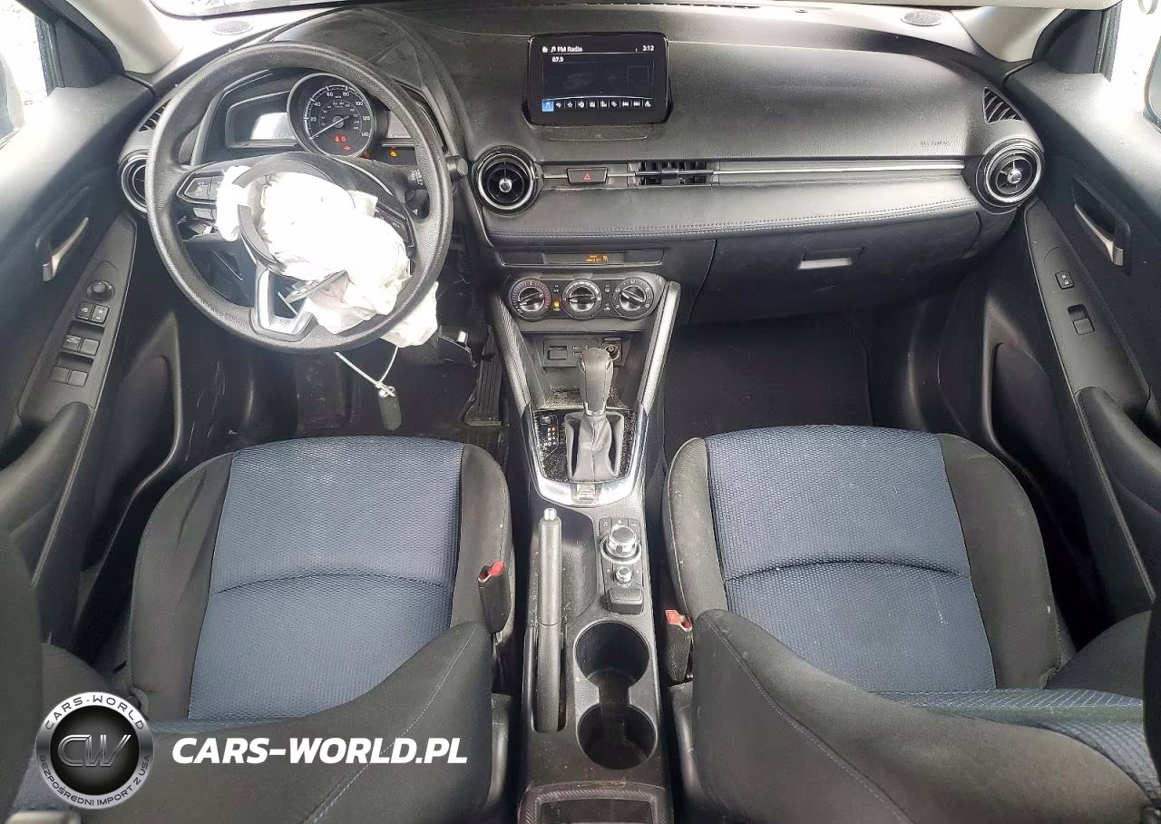 2020 Toyota Yaris Hatchback Le VIN:3MYDLBJV3LY700721 - 8