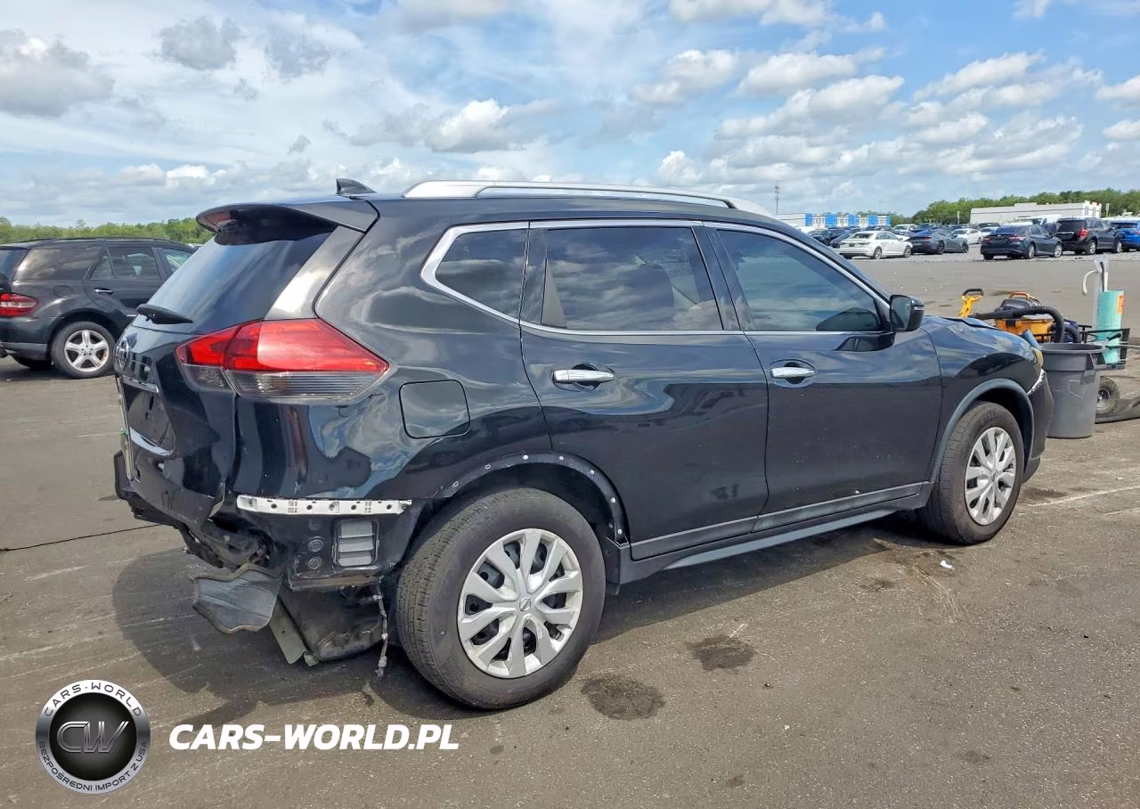2017 Nissan Rogue S VIN:5N1AT2MT2HC814362 - 3