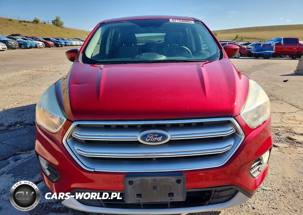 2017 Ford Escape Se VIN:1FMCU9GD5HUC38571 - 5