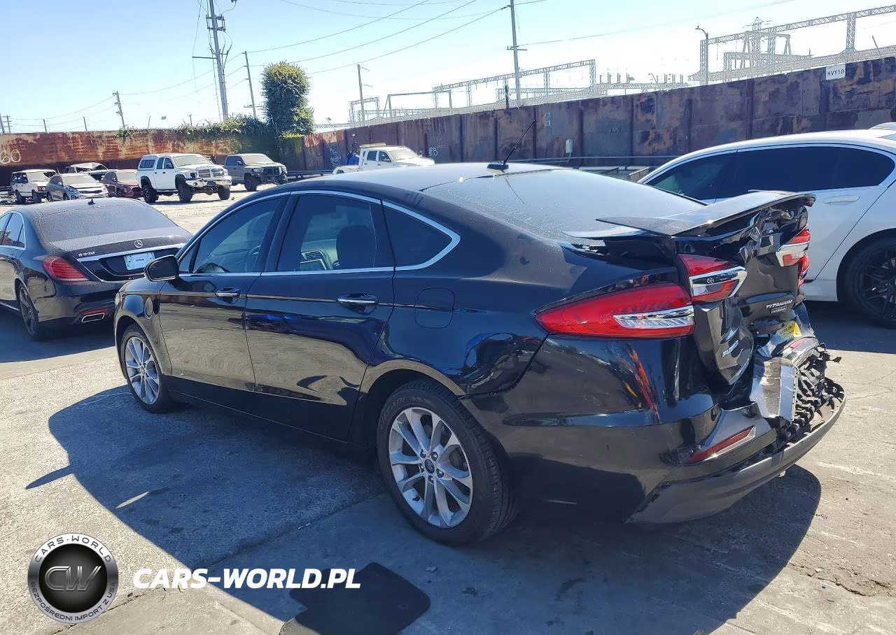 2020 Ford Fusion Titanium VIN:3FA6P0SU4LR132551 - 2