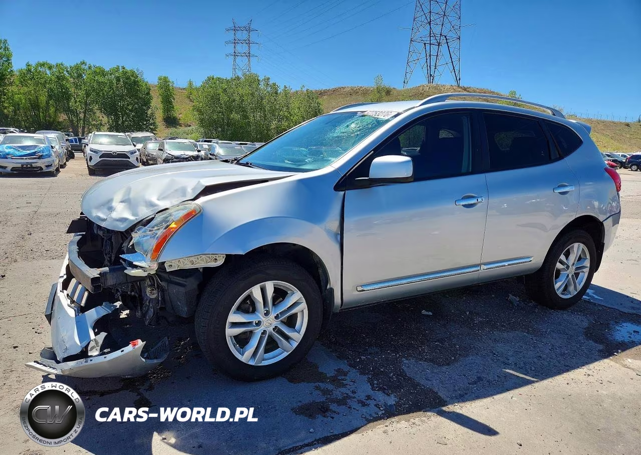 2013 Nissan Rogue S – zdjęcie 1 z 14