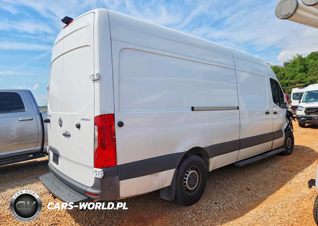 2019 Mercedes-Benz Sprinter 2500 VIN:WD4PF1CD1KP131178 - 3