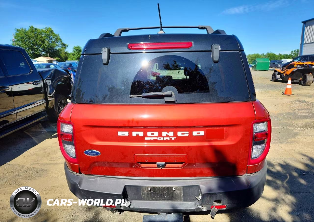 2022 Ford Bronco Sport Outer Banks VIN:3FMCR9C65NRE26809 - 6