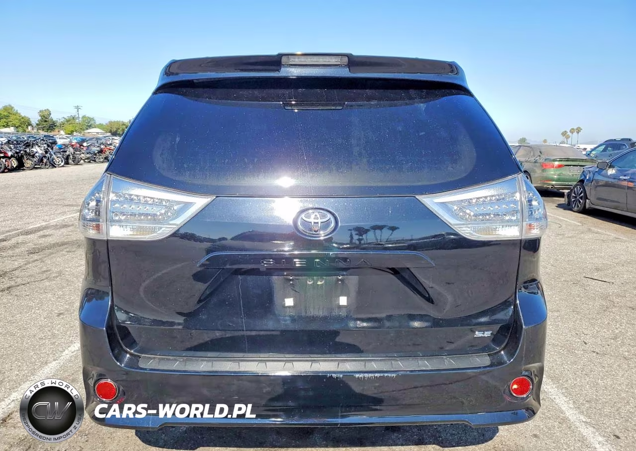 2018 Toyota Sienna Se 8-Passenger VIN:5TDXZ3DC5JS961721 - 6