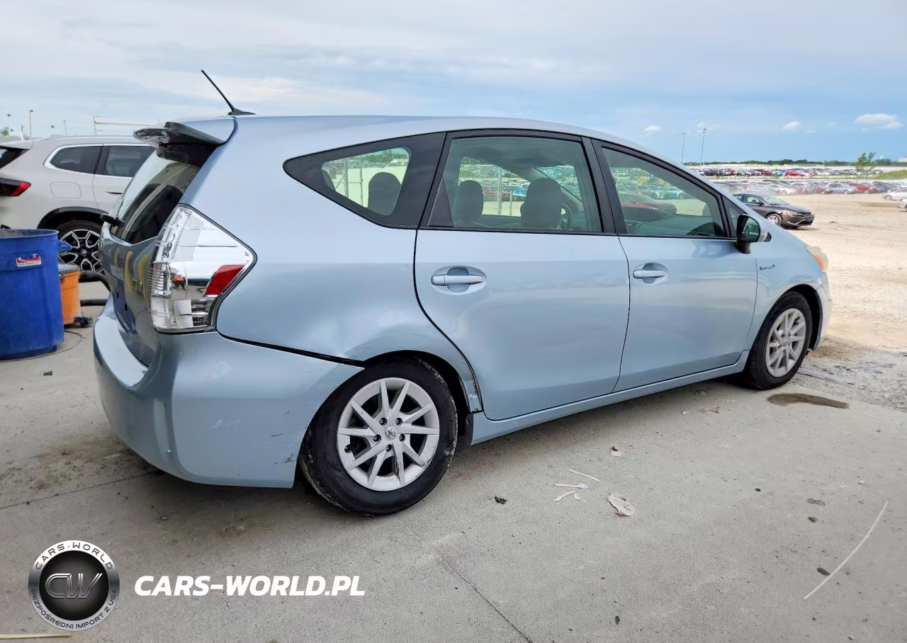 2013 Toyota Prius V Three VIN:JTDZN3EU0D3234522 - 3