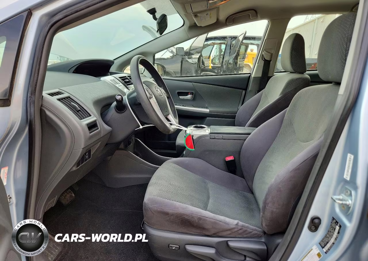 2013 Toyota Prius V Three VIN:JTDZN3EU0D3234522 - 7