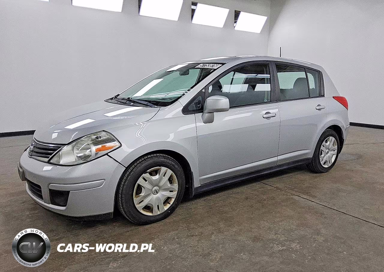 2011 Nissan Versa – zdjęcie 1 z 13